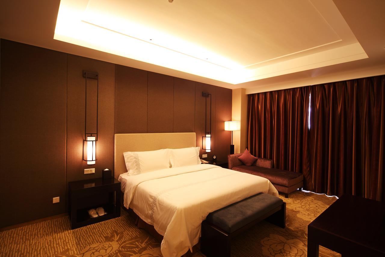 Haiyang  Shenglong Jianguo Hotel Haiyang מראה חיצוני תמונה