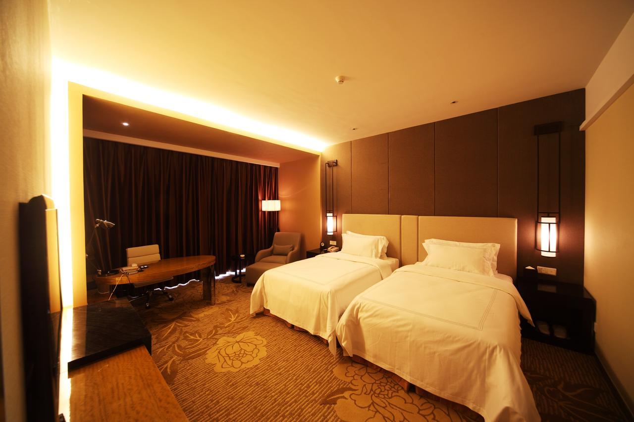 Haiyang  Shenglong Jianguo Hotel Haiyang מראה חיצוני תמונה