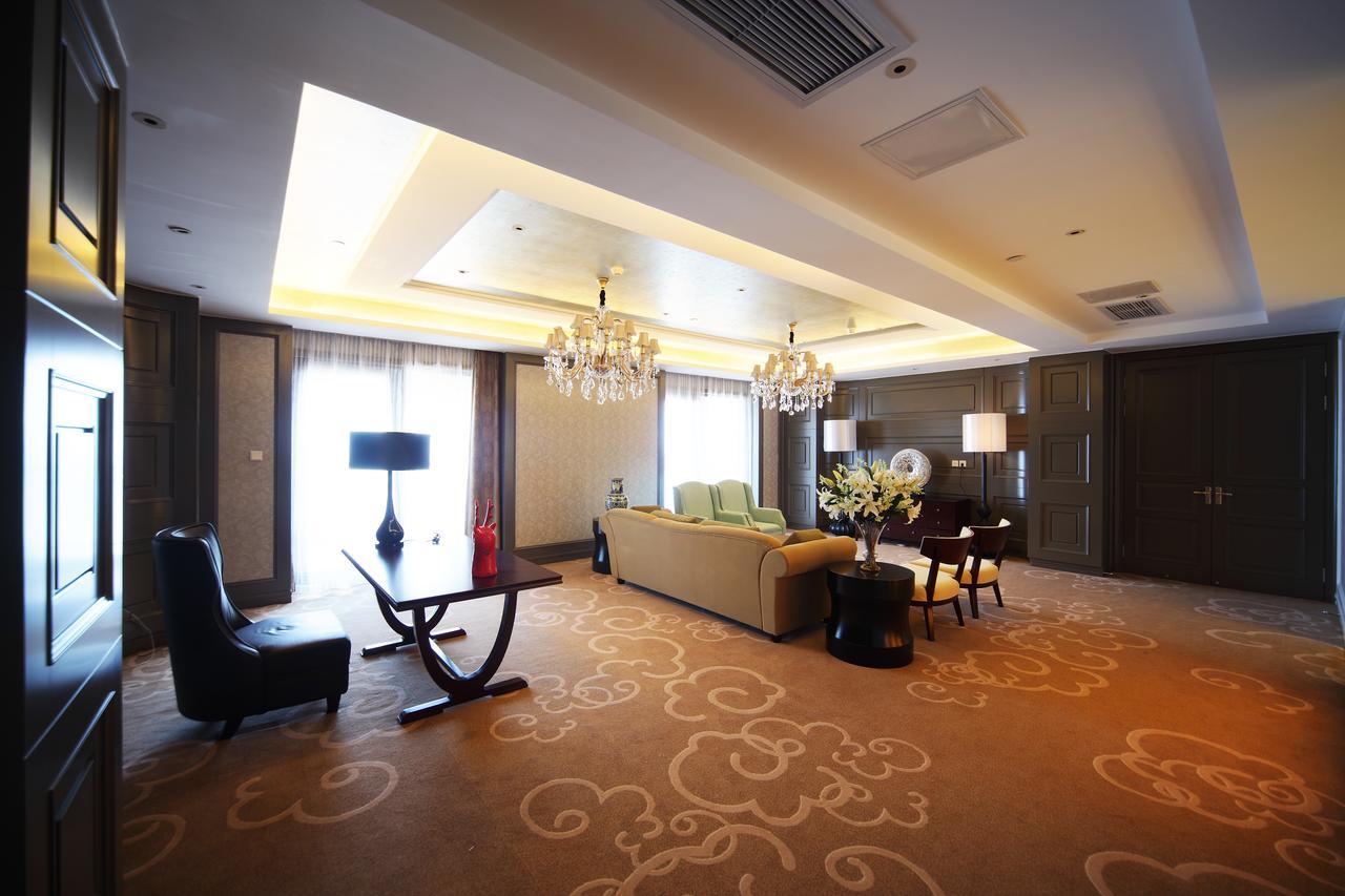 Haiyang  Shenglong Jianguo Hotel Haiyang מראה חיצוני תמונה
