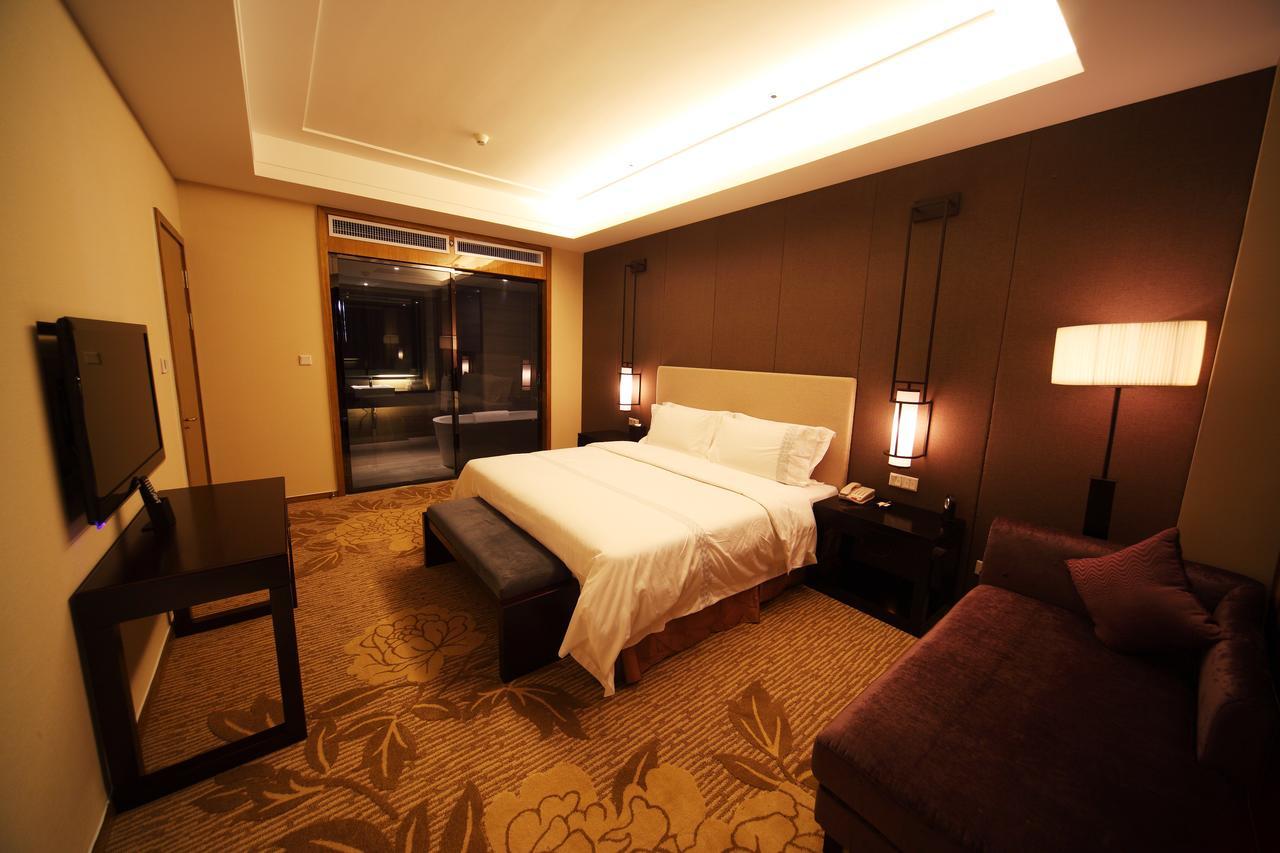 Haiyang  Shenglong Jianguo Hotel Haiyang מראה חיצוני תמונה